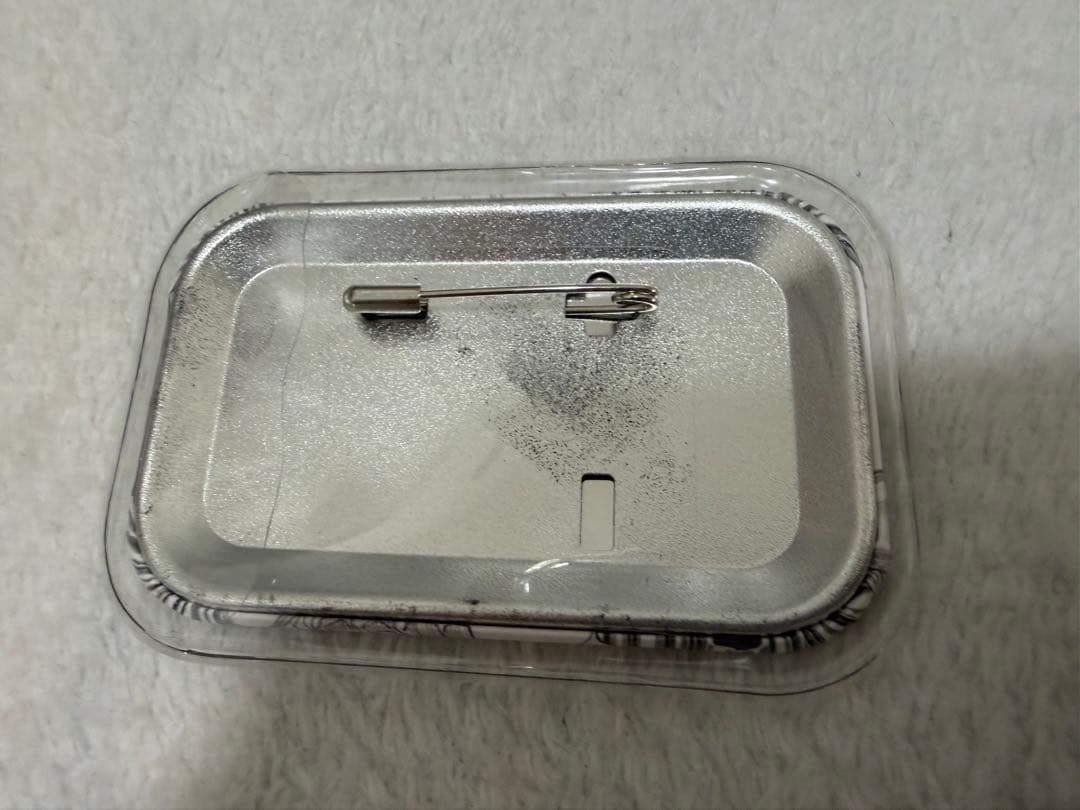 キルア 缶バッジ レア