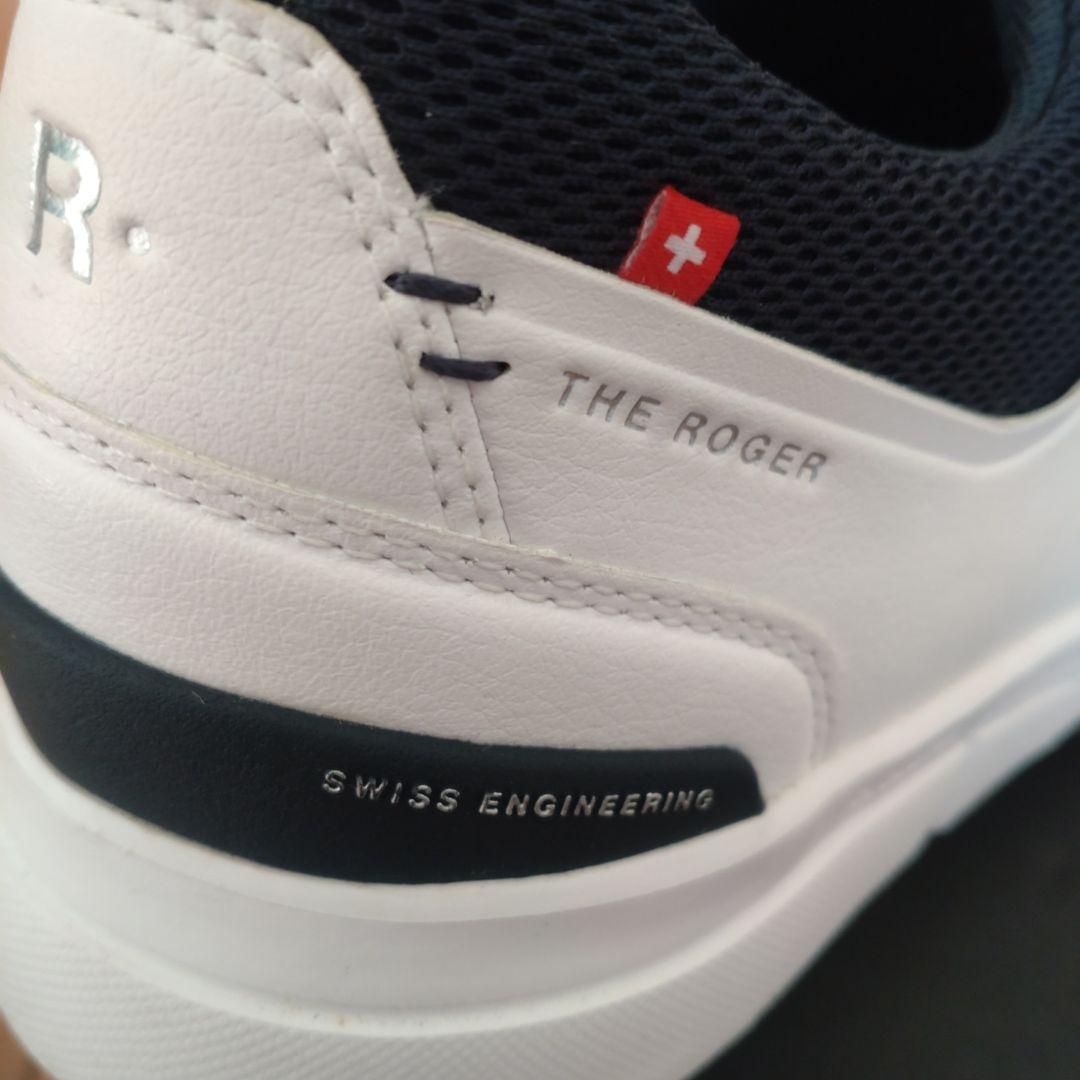 オン　On ロジャー　アドバンテージ　26.5cm ホワイト/濃紺