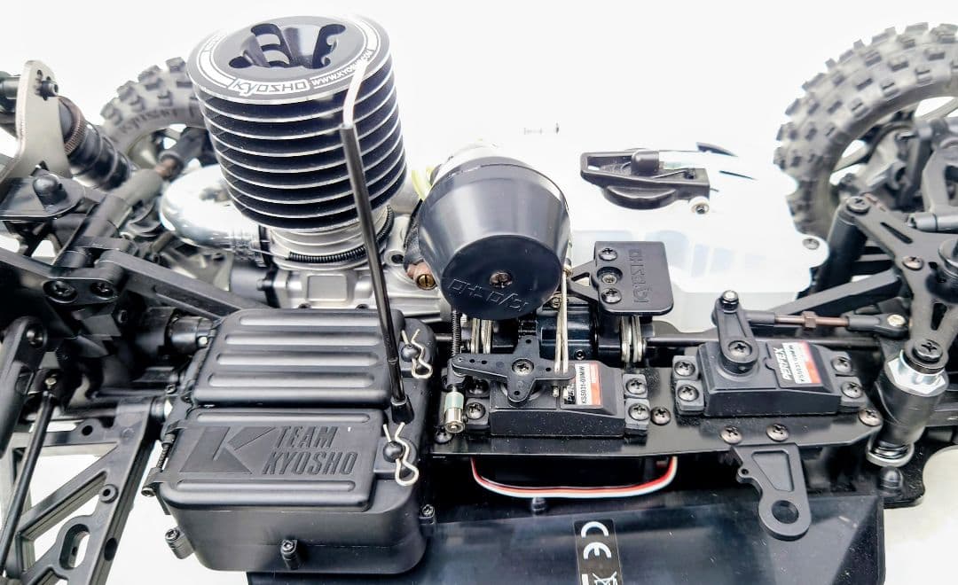 【未使用・未走行】1/8GP KYOSHO INFERNO NEO 3.0