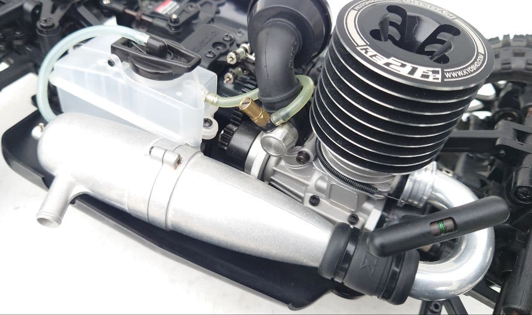 【未使用・未走行】1/8GP KYOSHO INFERNO NEO 3.0