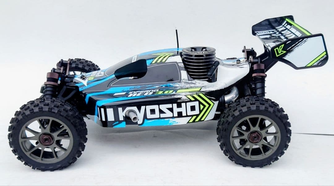 【未使用・未走行】1/8GP KYOSHO INFERNO NEO 3.0