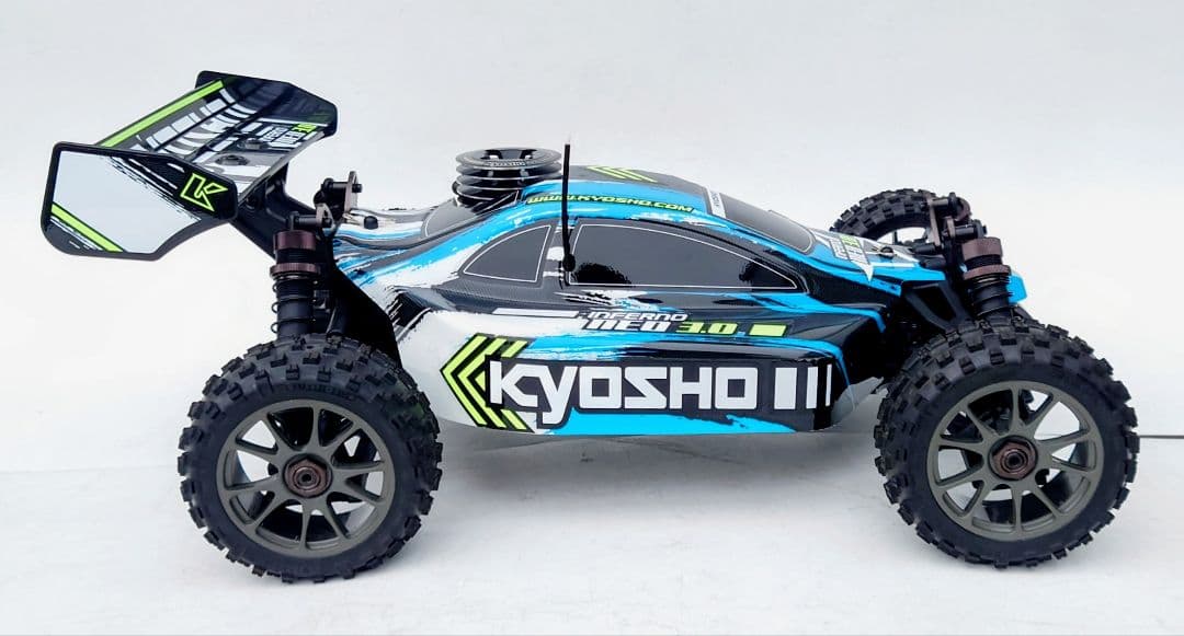 【未使用・未走行】1/8GP KYOSHO INFERNO NEO 3.0