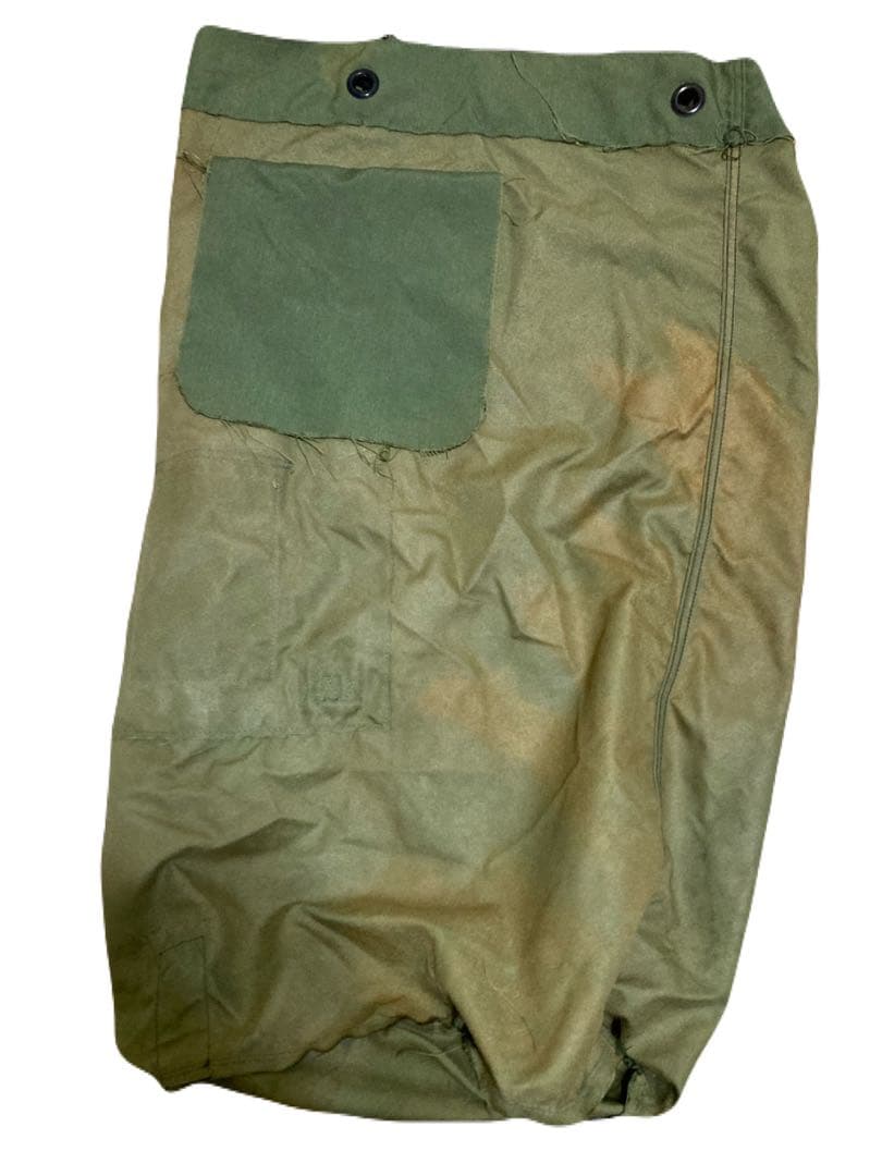 売り切り価格 米軍実物 シュラフ スリーピングバッグ 中綿入り