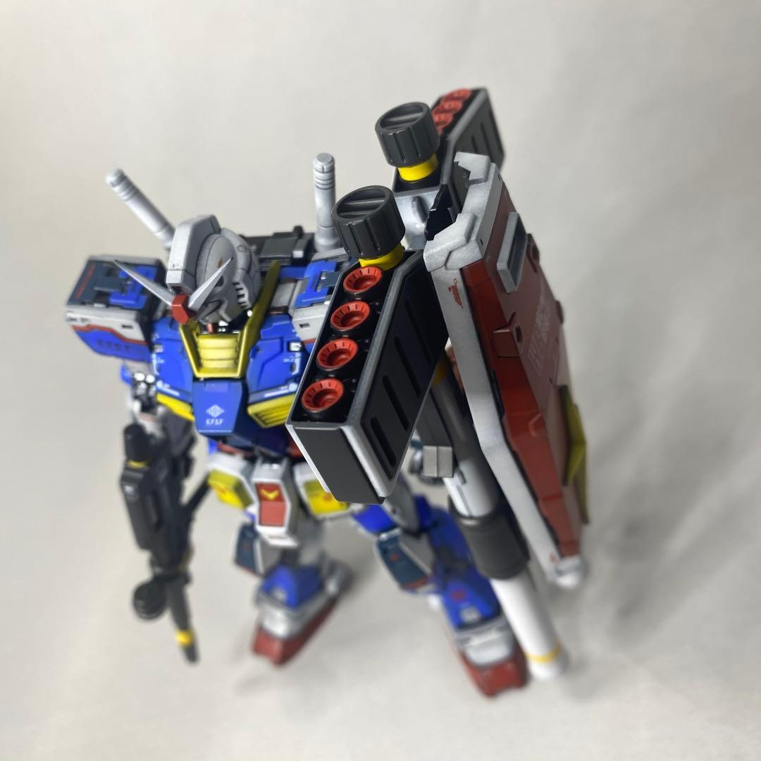 RG RX-78-2 ガンダム Ver.2.0 全塗装　完成品　ガンプラ　塗装済