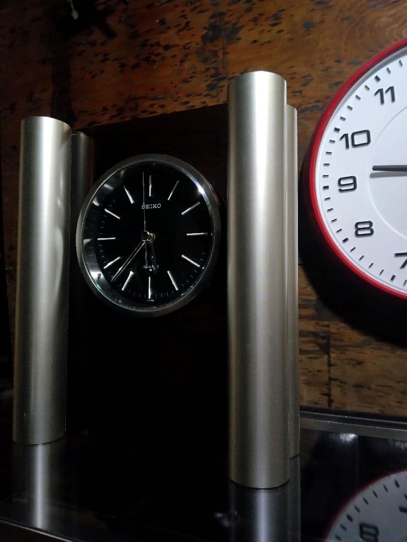 70年代 ミッドセンチュリー SEIKO セイコー 置時計 運針 無音 メタル