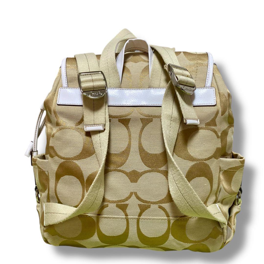 COACHコーチ リュック シグネチャー キャンバス ベージュ 16556 - メルカリ