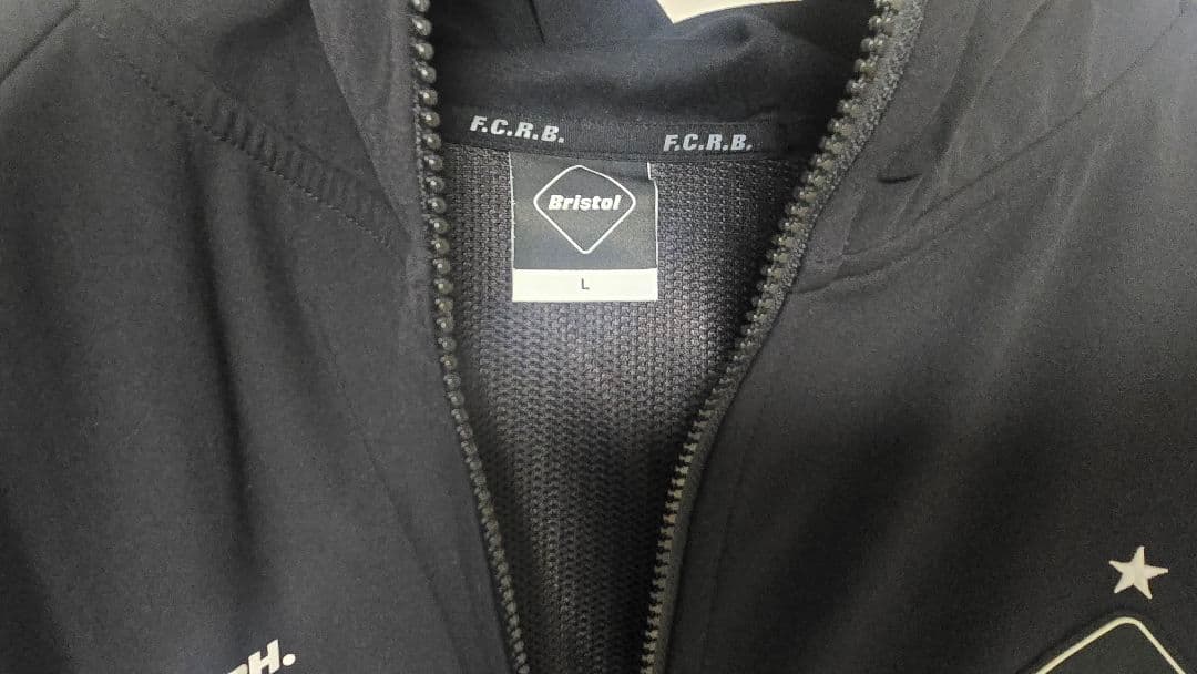 美品19ss FCRB VENTILATION HOODIE L 2526シャツ - メルカリ