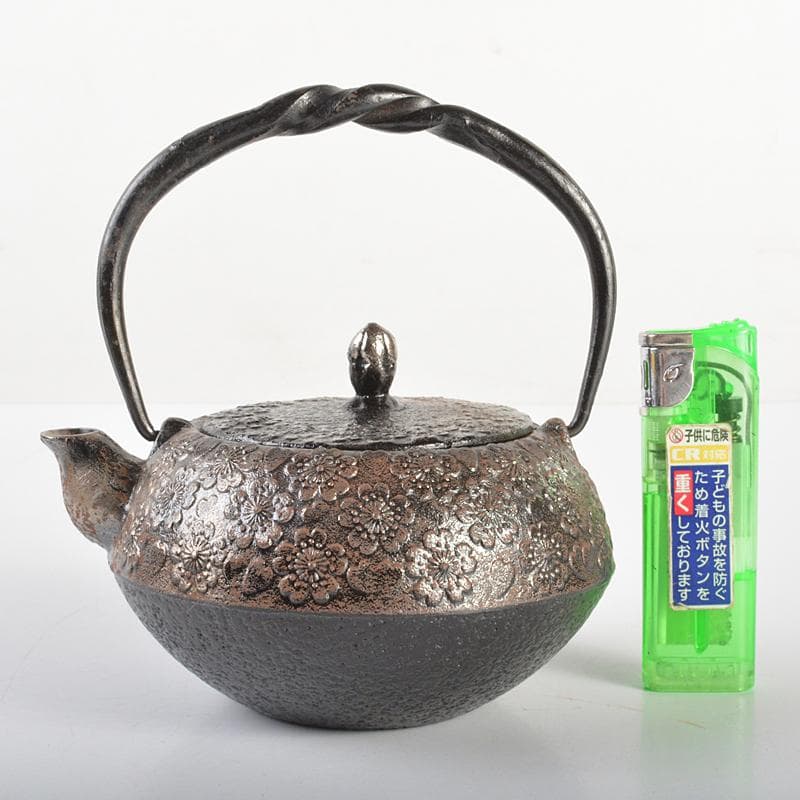 南部鉄器 照光堂 造 桜文 砂鉄急須 共箱 D R6745 - メルカリ