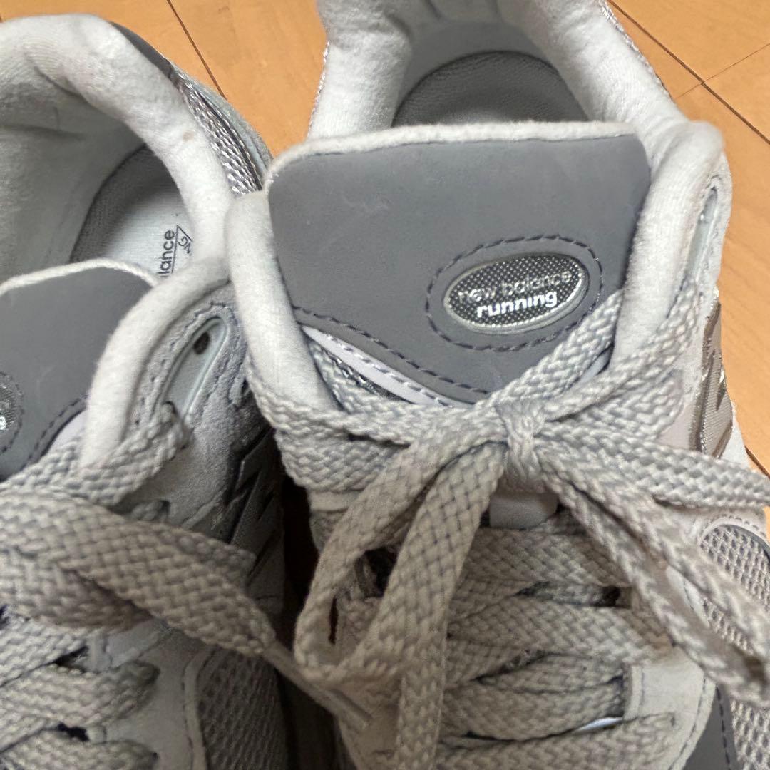 【⭐︎1/23まで限定⭐︎】New Balance 2002r グレー 23.5cm