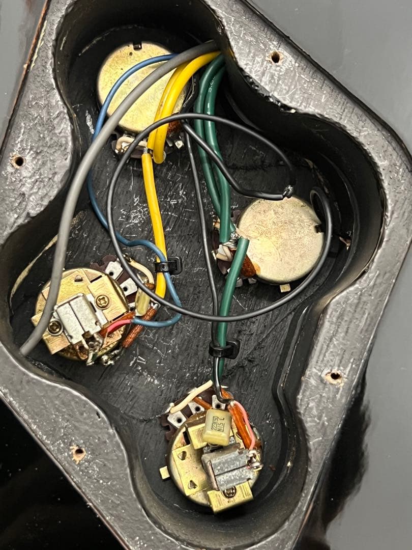 即配送 epiphone LesPaul 一部のみYAMAHA SG1500