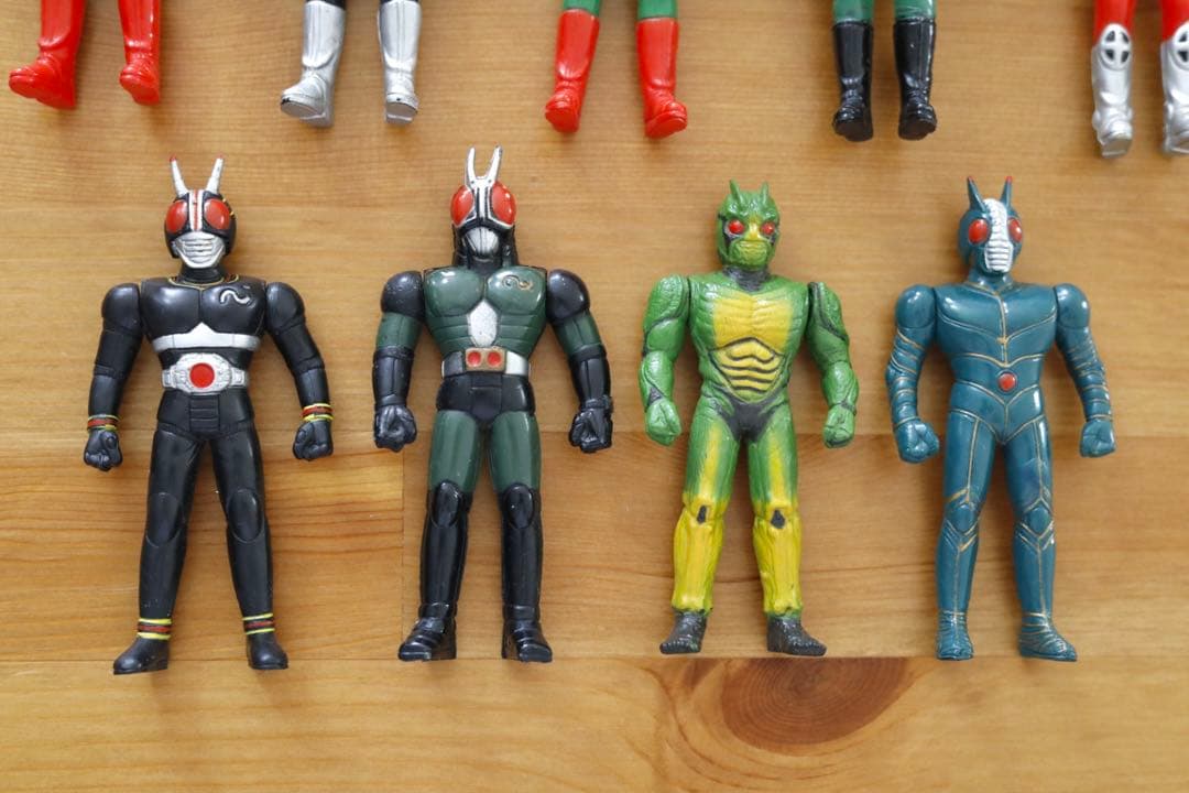 レア・希少】仮面ライダー食玩フィギュア1992年 - メルカリ