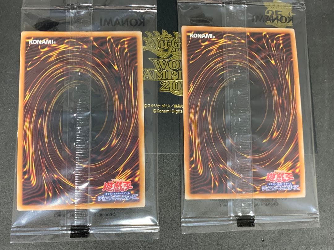 遊戯王　WCS2023 来場者特典 ブラックマジシャンガール　魔法の筒　25th