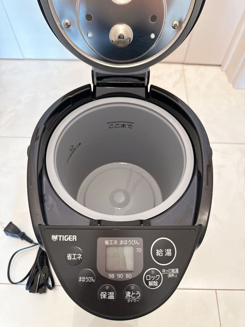 【極美品】タイガー PIQ-G220 電気ポット 2.2L クールブラック