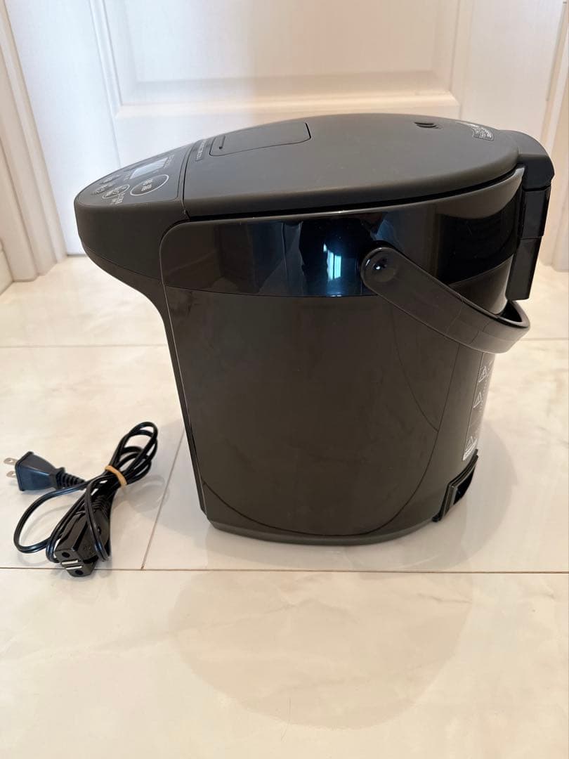 【極美品】タイガー PIQ-G220 電気ポット 2.2L クールブラック