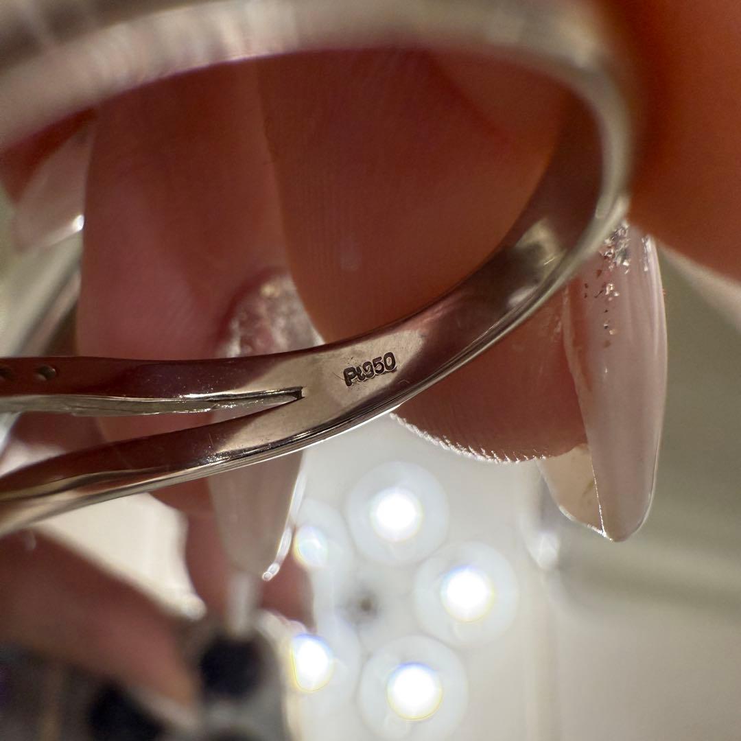 Pt 950 V字デザインリング 0.25ct #12