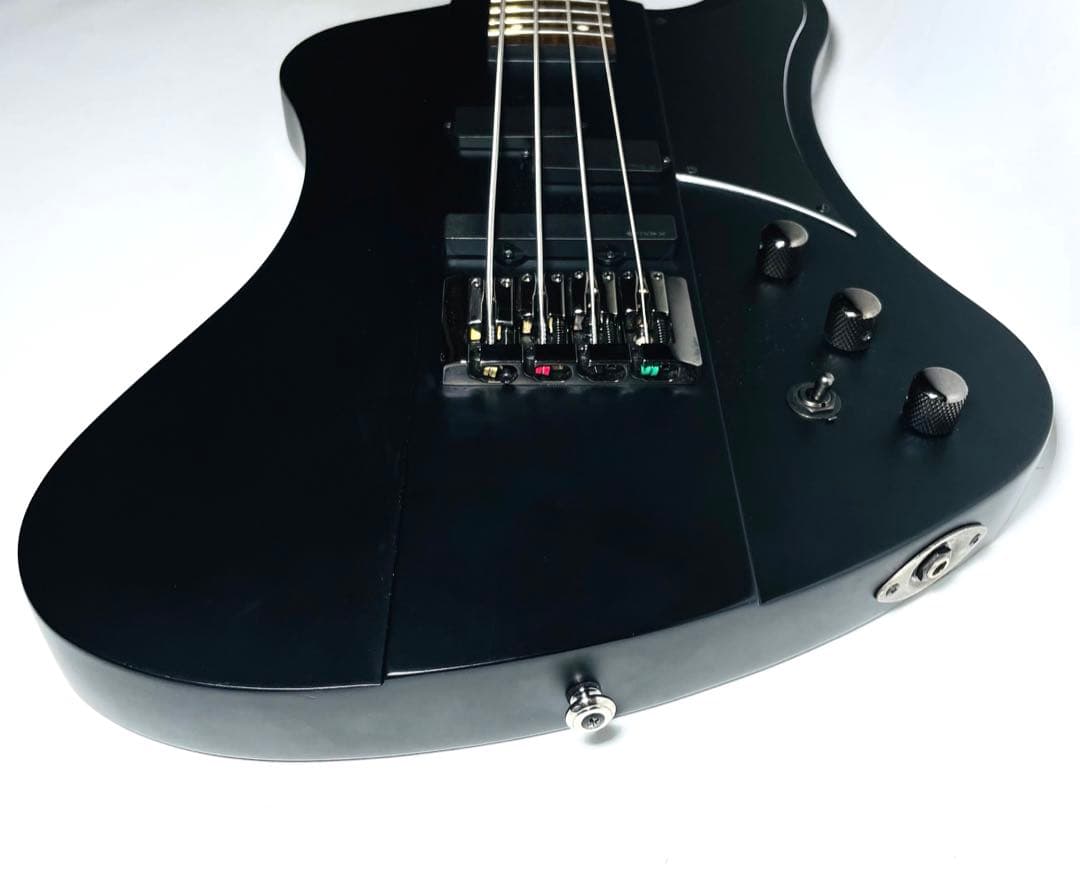 美品】SCHECTER AD-NS SBK NIKKI SIXX モデル - メルカリ