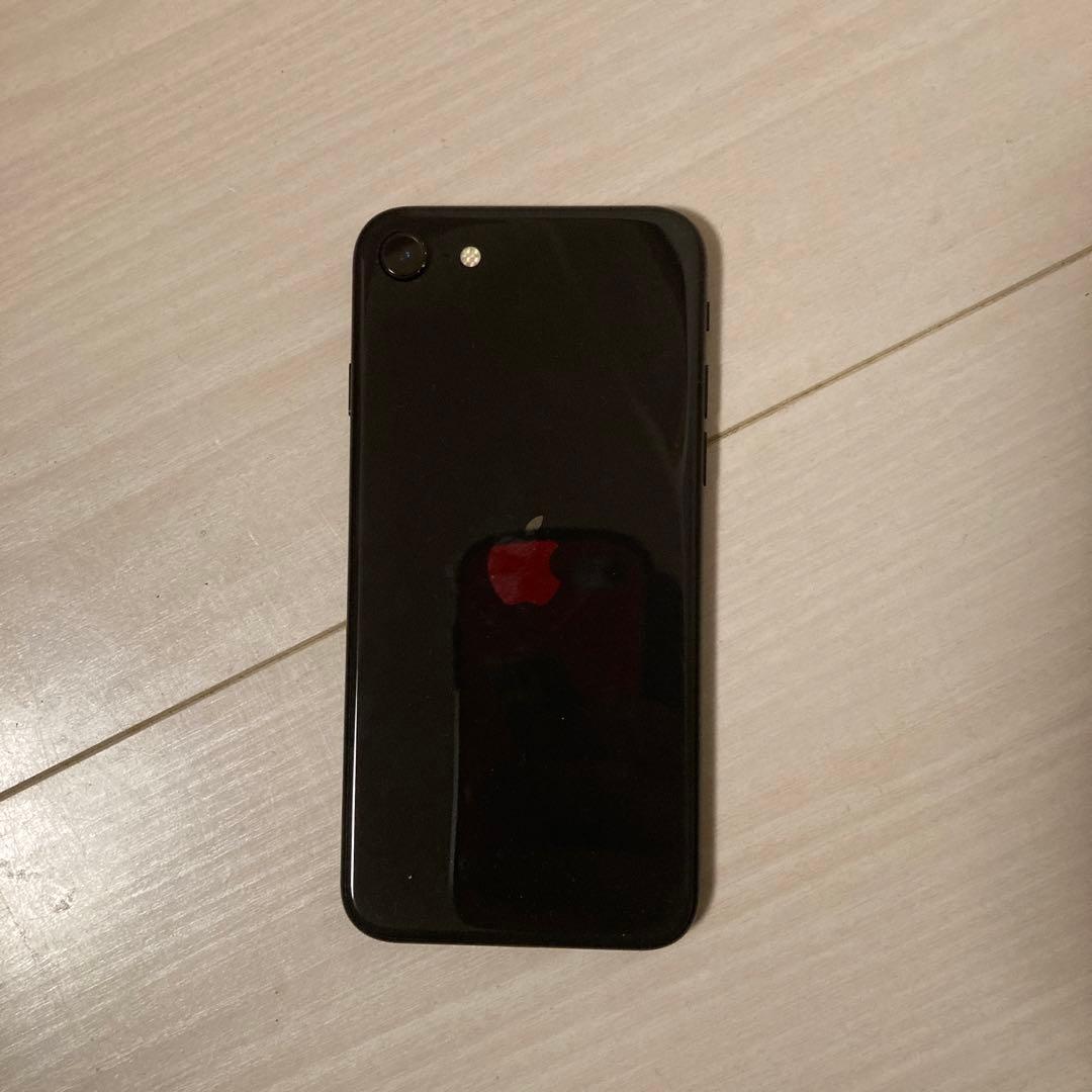 iPhone SE 第2世代 (SE2) ブラック 128 GB Softba… スマホ・タブレット
