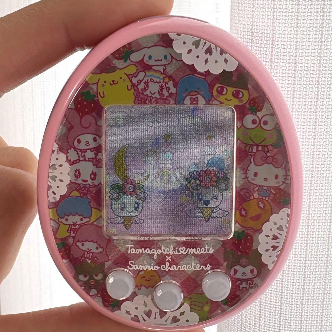 たまごっちみーつ【サンリオver. ピンク 限定データ入】 - メルカリ