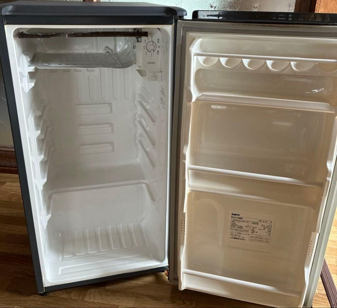 ⭕️SANYO サンヨー 直冷式 冷蔵庫 SR-8(H)75L 1ドア グレー - メルカリ