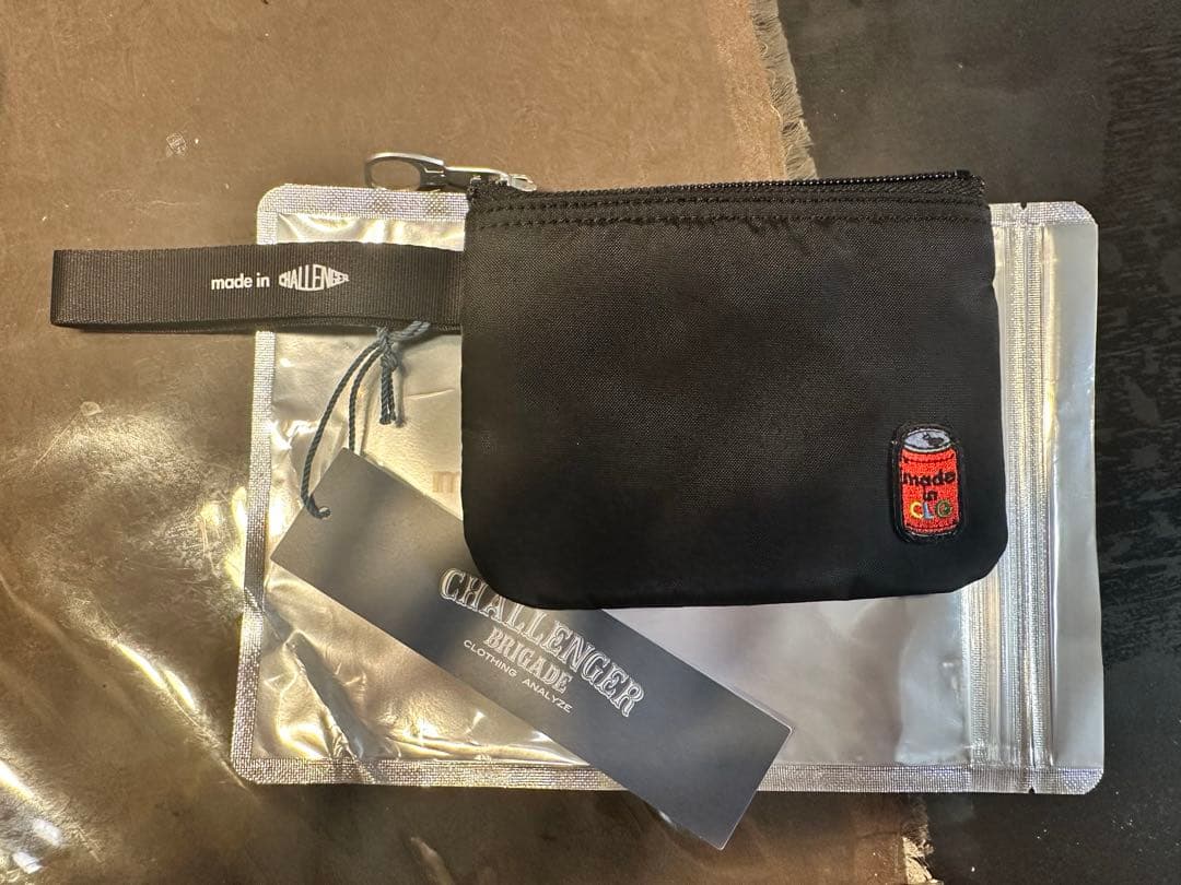 made in challenger ポーチ 旗艦店限定 new balance - メルカリ