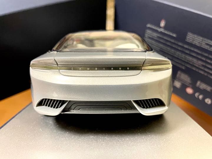 価格変更1/18 ピリンファリーナ カンビアーノ 2012 世界限定82台未展示