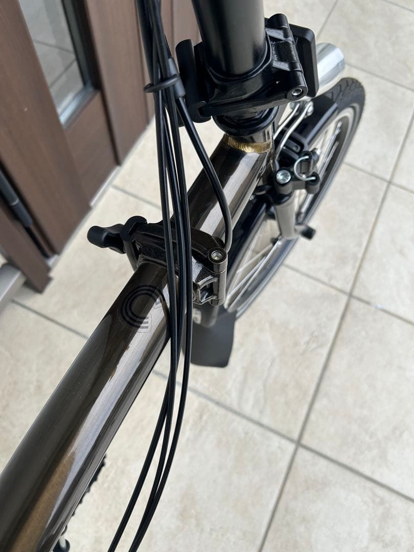 ブロンプトンm6l ブラックラッカー 2025モデル - メルカリ