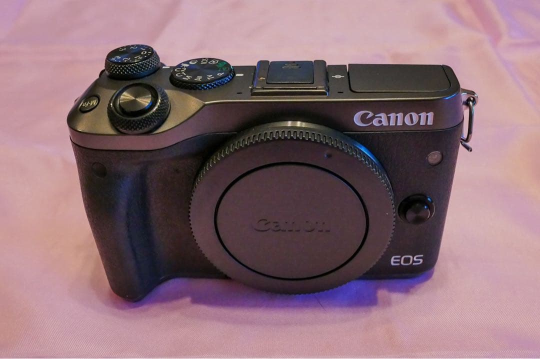 Canon EOS M6 ミラーレス一眼カメラ キヤノン、新型ミラーレス一眼「EOS M6」発表--サブダイヤル追加で操作