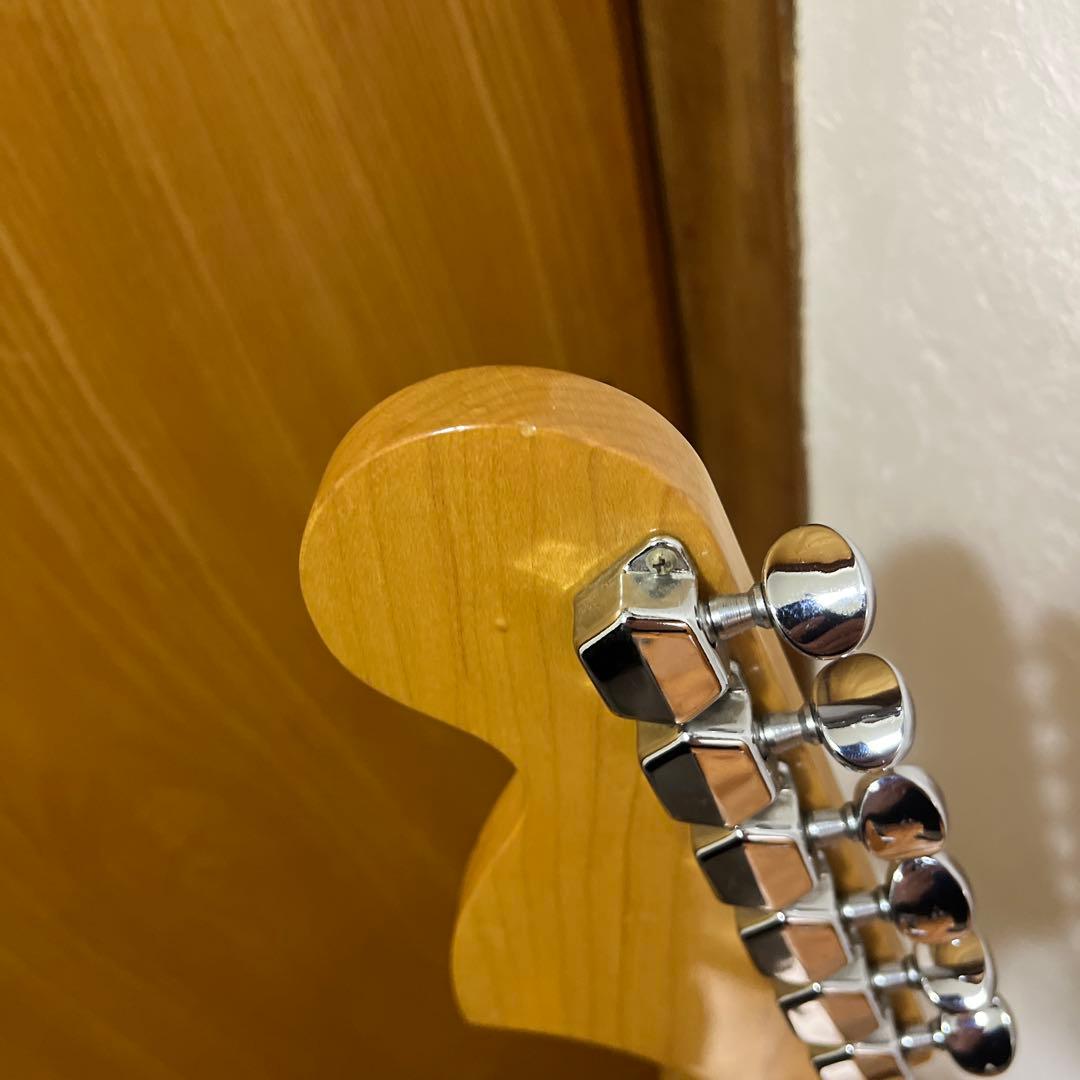 Squier CST-30 ストラトキャスター