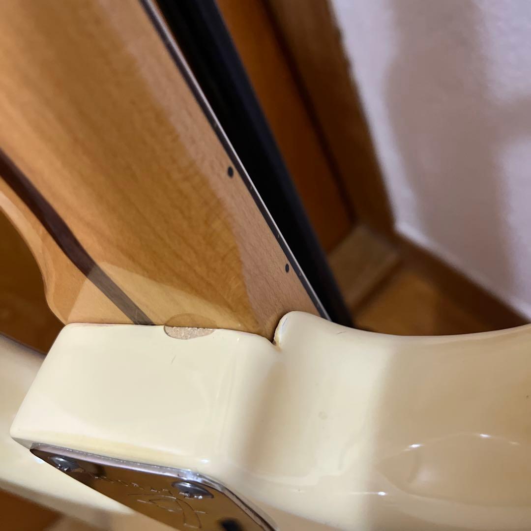 Squier CST-30 ストラトキャスター