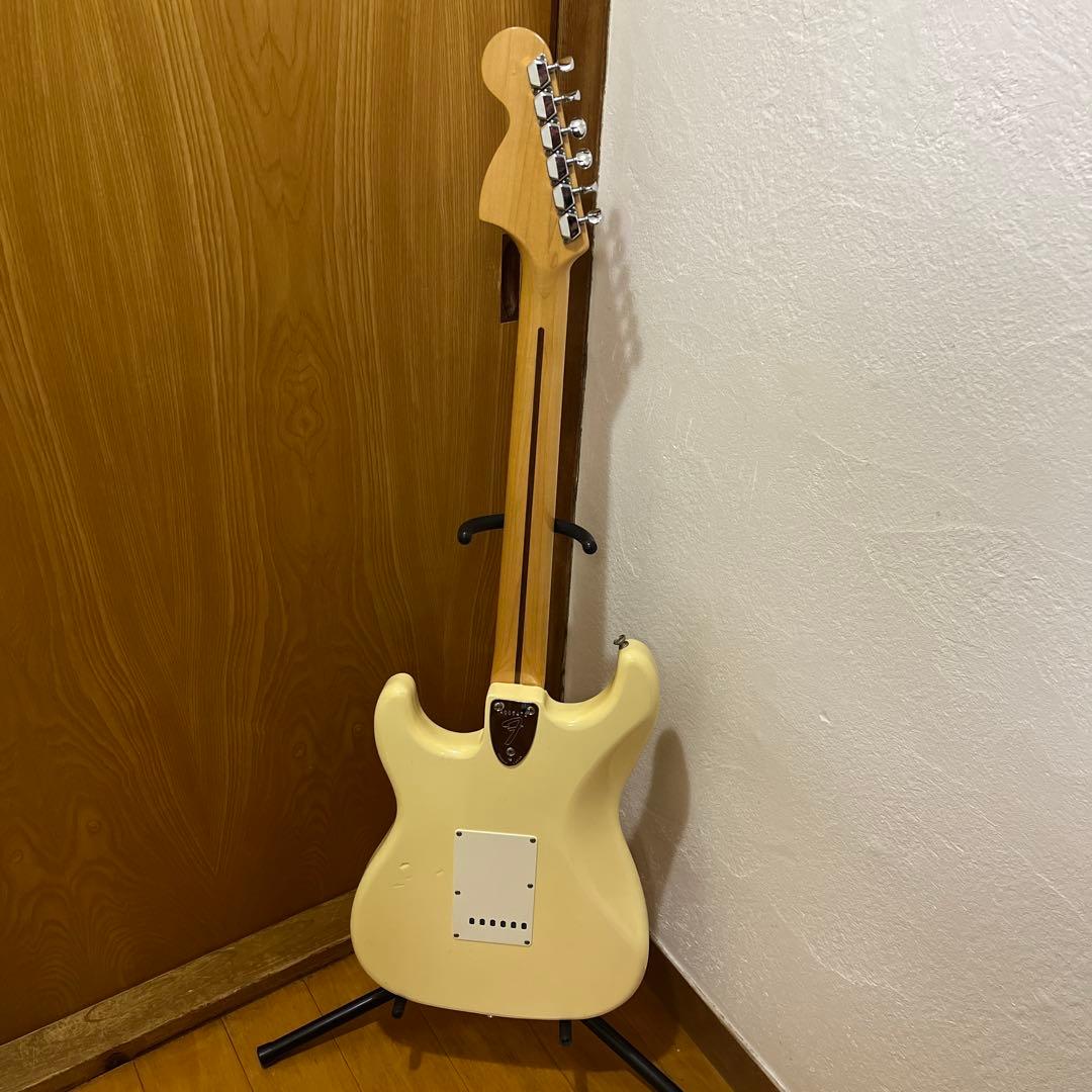 Squier CST-30 ストラトキャスター