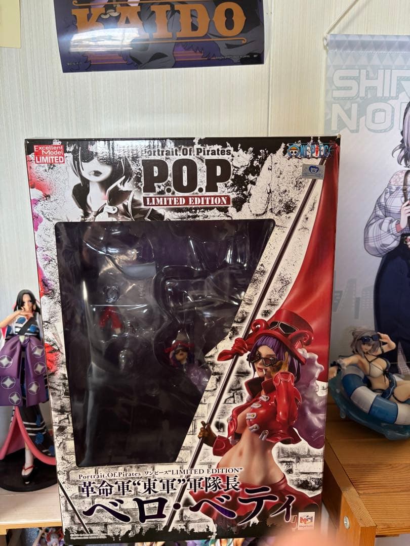 ワンピース ベロ・ベティ フィギュア