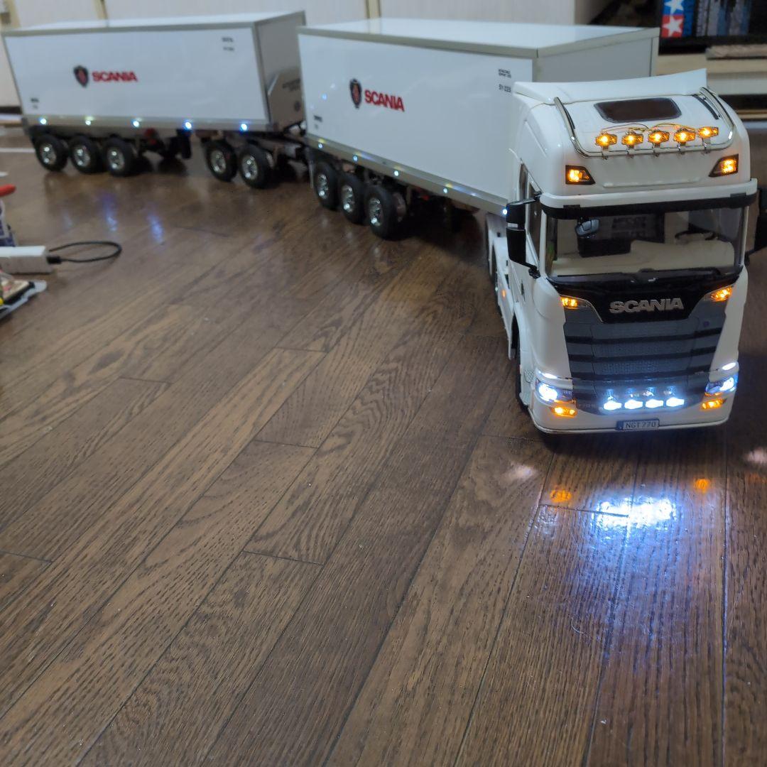 タミヤ1/14スカニア770S 6/4ダブルストレーラーです。 - メルカリ