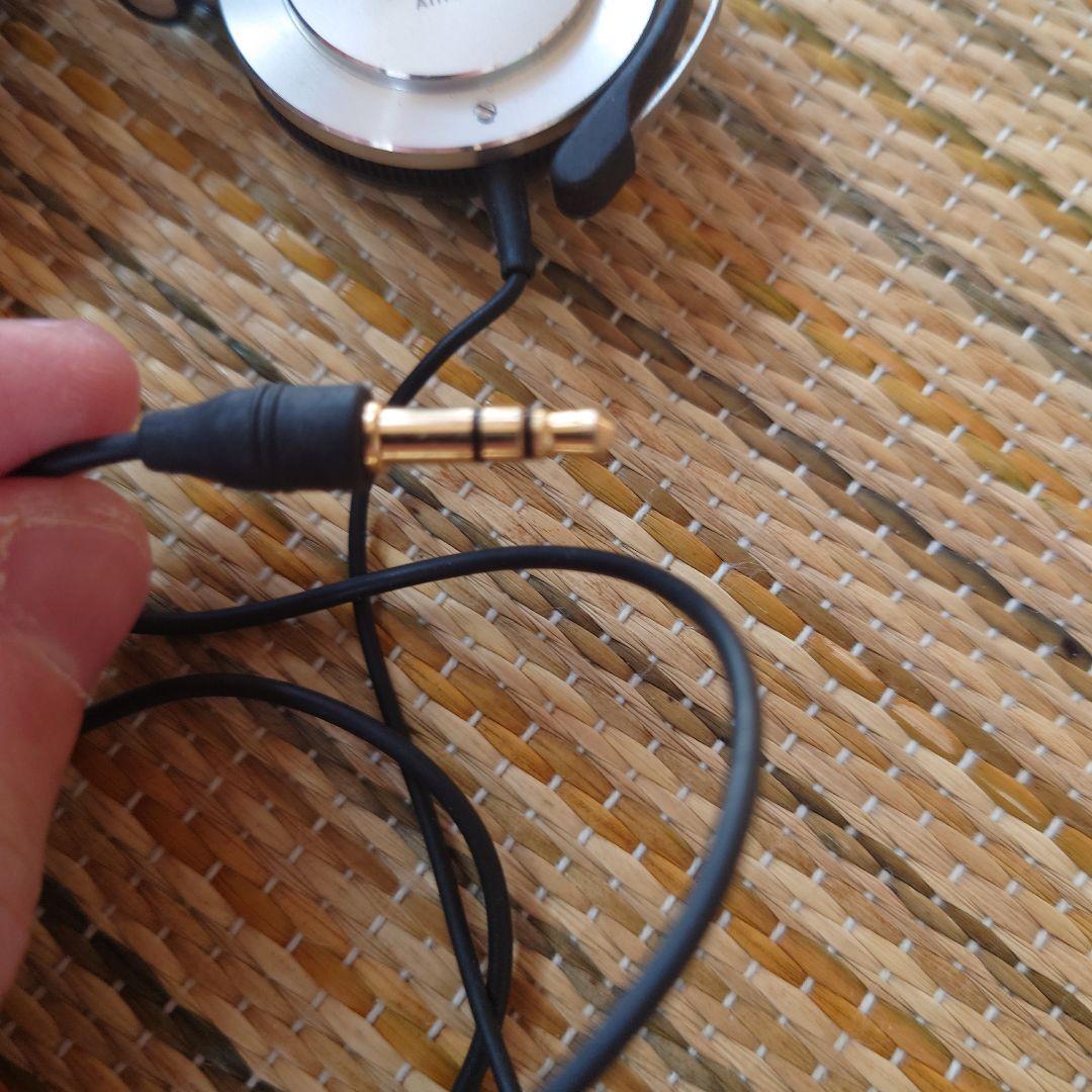 美品】ペルソナ3 イヤホン ATH-EM700 シルバー - メルカリ