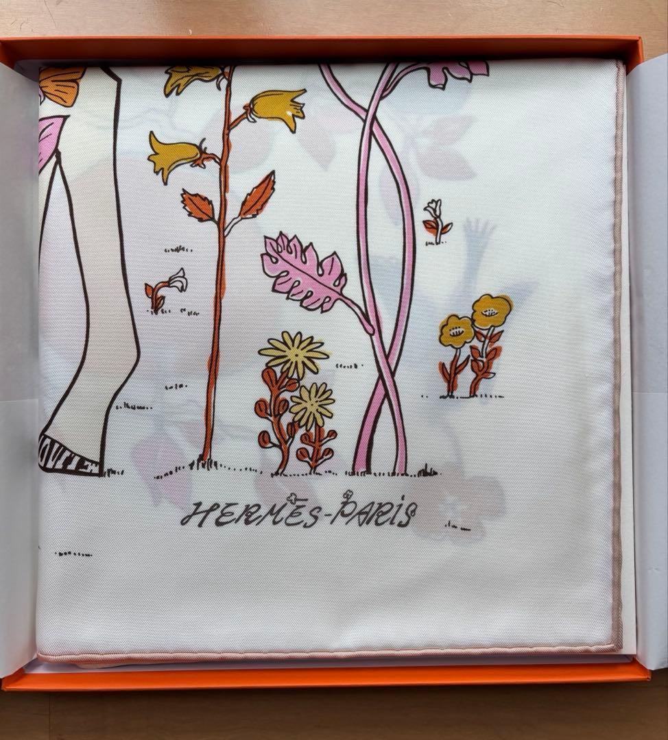 新品未使用】エルメス カレ90 ルポミエセリエ ホワイト 2026SS - メルカリ