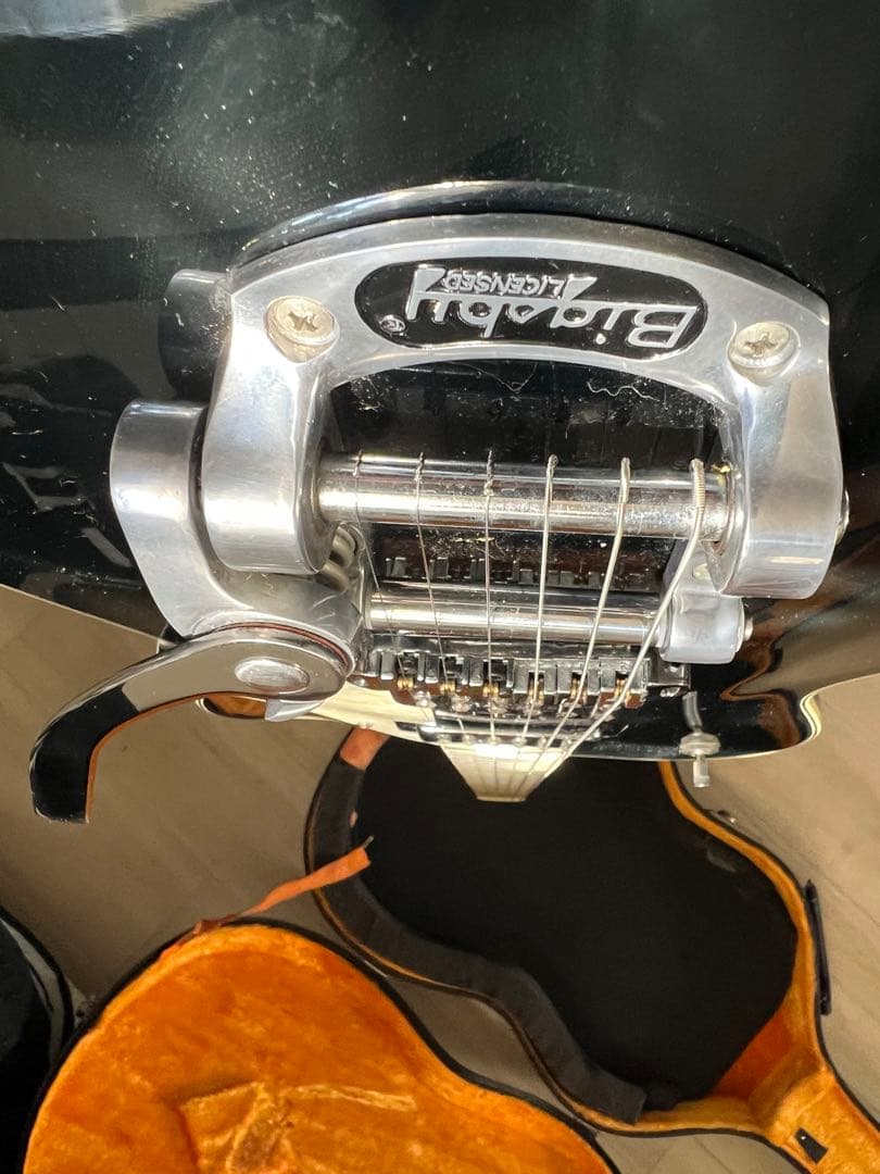 グレッチ　レスポールタイプ　ピグスビー付きエレキギター