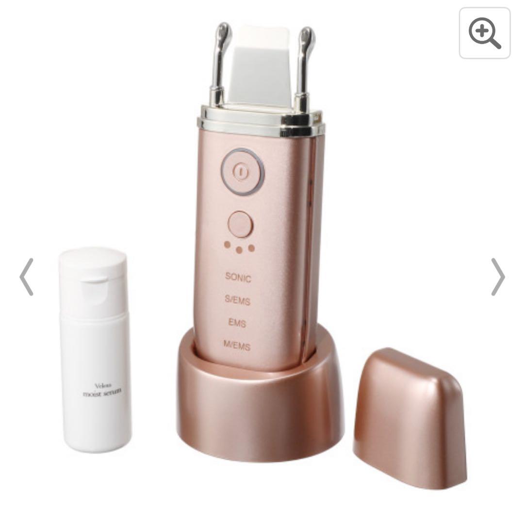 29,800円のお品　イングレイス　ヴェレナ　アクアピールリフト　ローズピンク 超音波の力で 毛穴汚れを浮かせて EMS機能で表情筋ケア イン