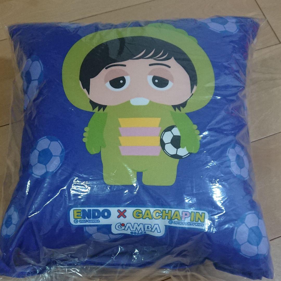 ガンバ大阪 遠藤保仁×ガチャピン - メルカリ