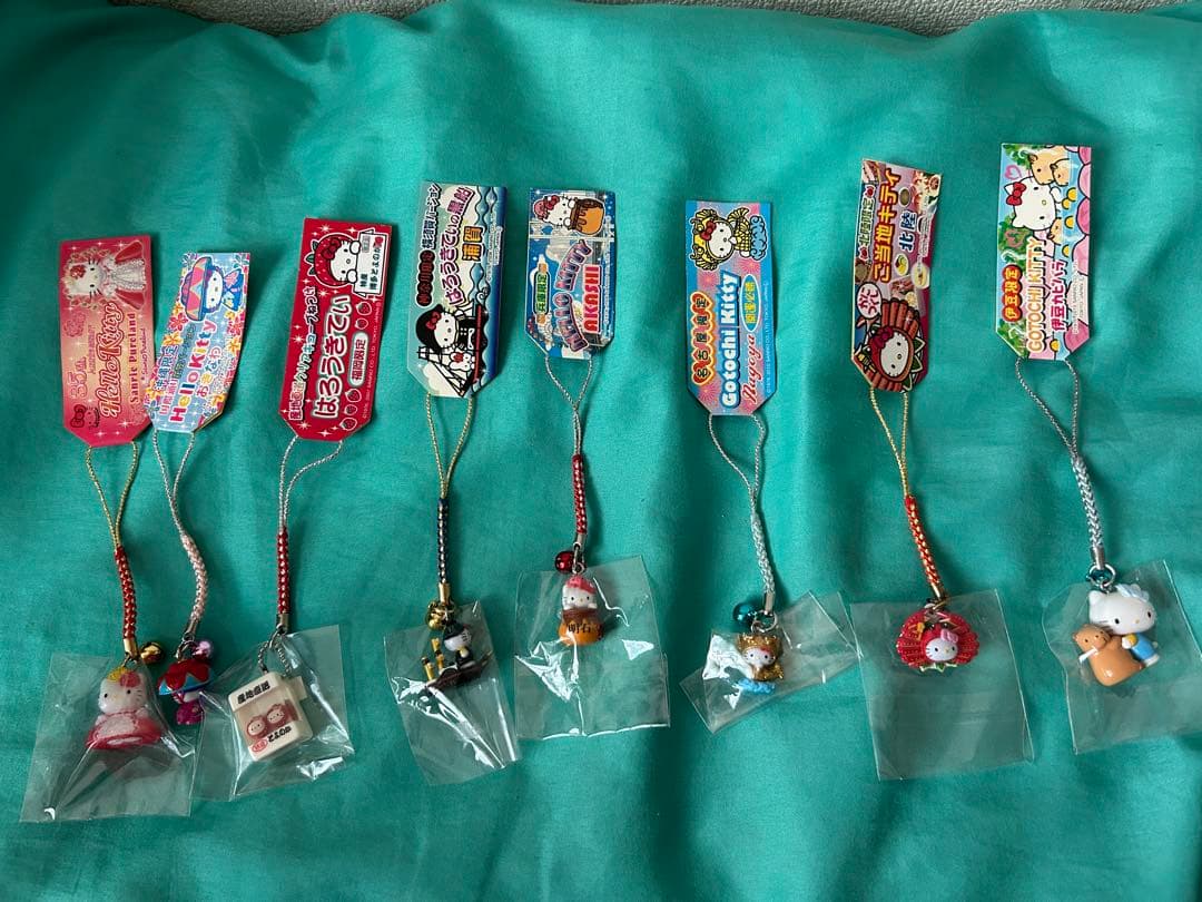 ハローキティ ストラップ セット ハローキティ クローゼットコレクション ストラップ セット - メルカリ