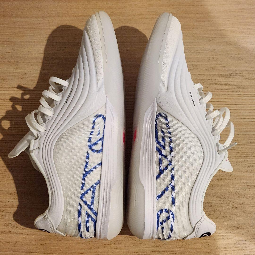 新品 ナイキ ティエンポリアクトガト フットサルシューズ 26.0cm