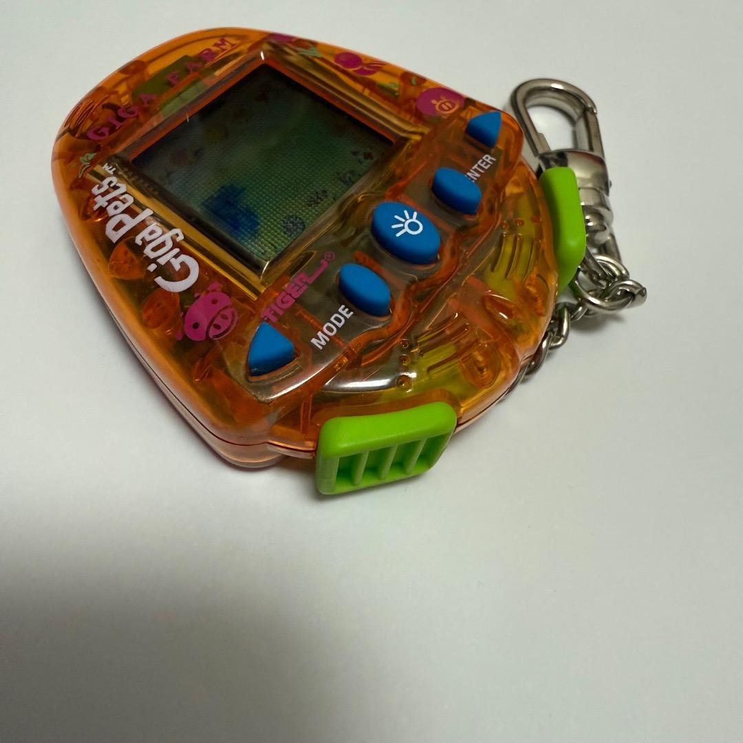 たまごっち　Giga Pets Plus giga farm 牧場　育成ゲーム