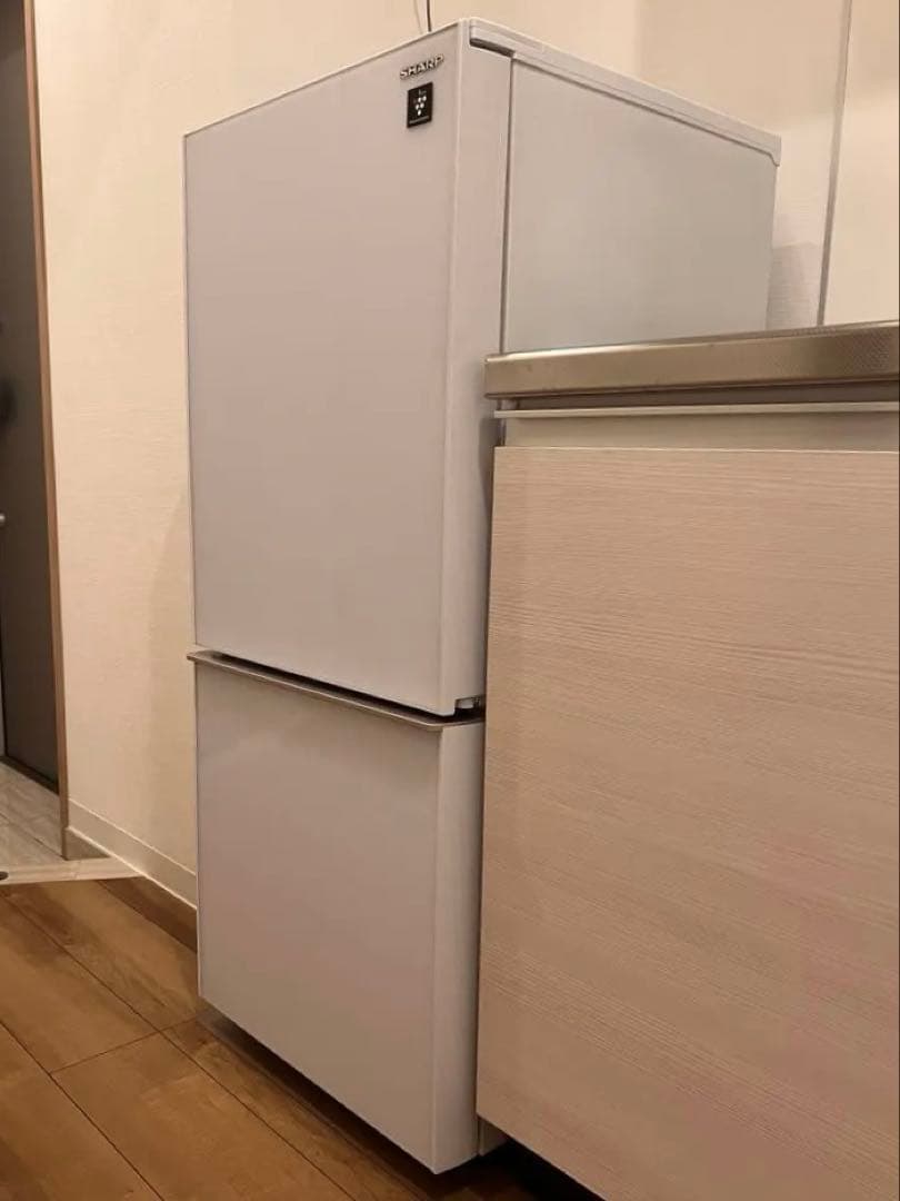 SHARP シャープ SJ-GD14E-W つけかえどっちもドア ガラスドア 白 Amazon | シャープ SHARP 冷蔵庫 (幅48.0cm) 137L プラズマクラスター