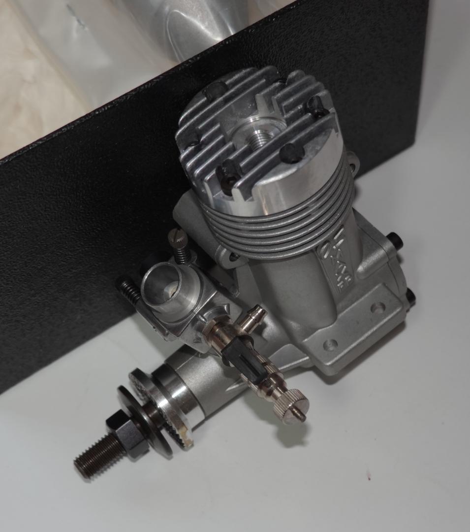 O.S. MAX 25FP　エンジン　新品・未使用・美品