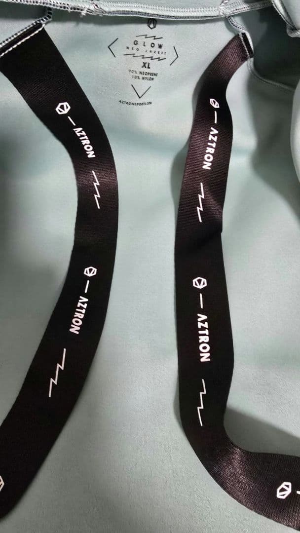 新品AZTRON/XL サーフィン ウィメンズ ネオプレンジャケット 2mm