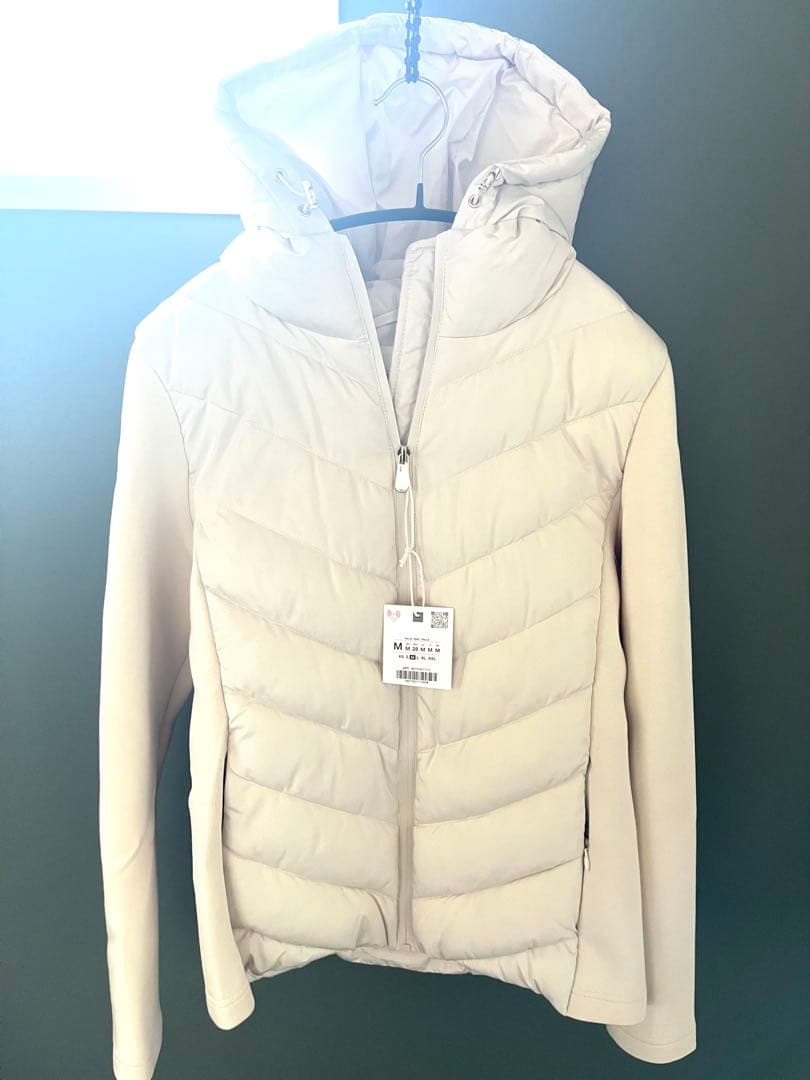 ZARA コントラストパフジャケット⭐︎フード付きホワイトダウンジャケット コントラストパフジャケット - エクリュ | ZARA Japan / 日本