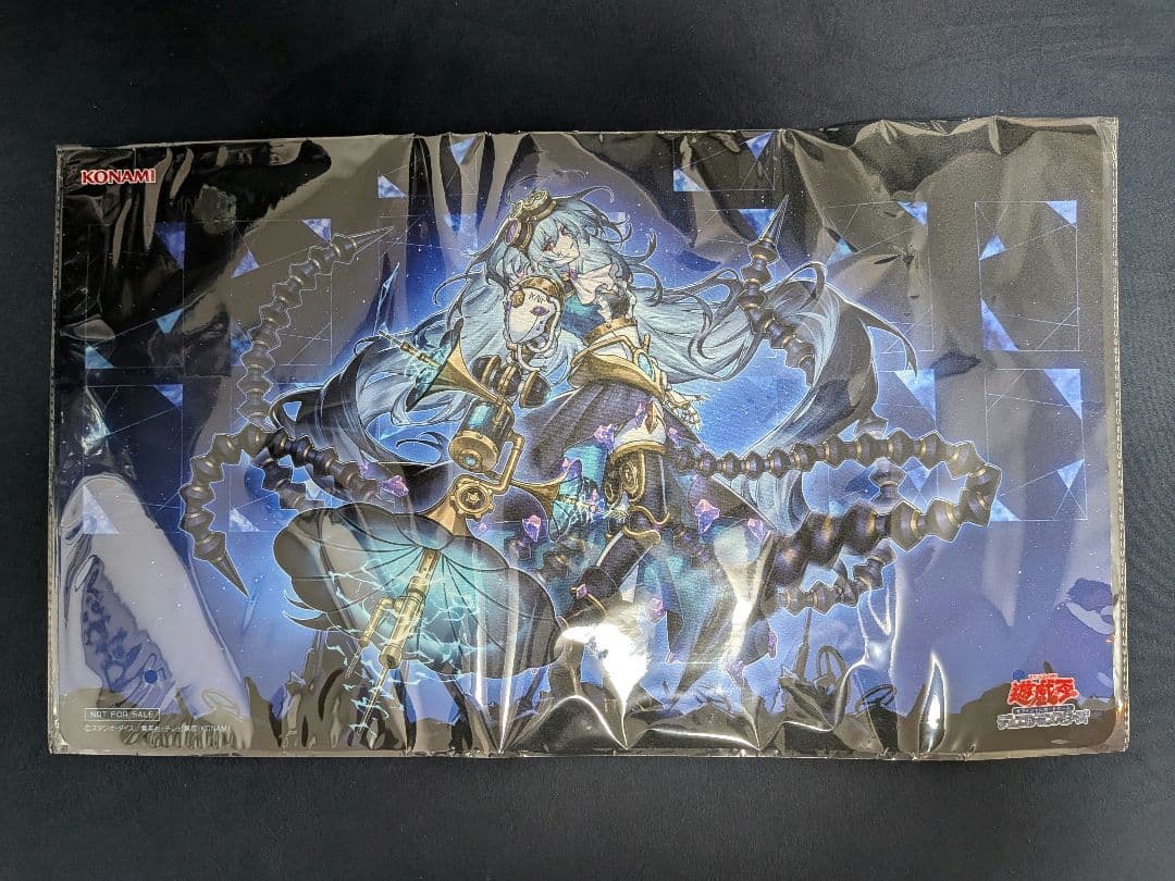 遊戯王 麗しき磁律機壊 ジロフソニア・ゴルゴーン プレイマット