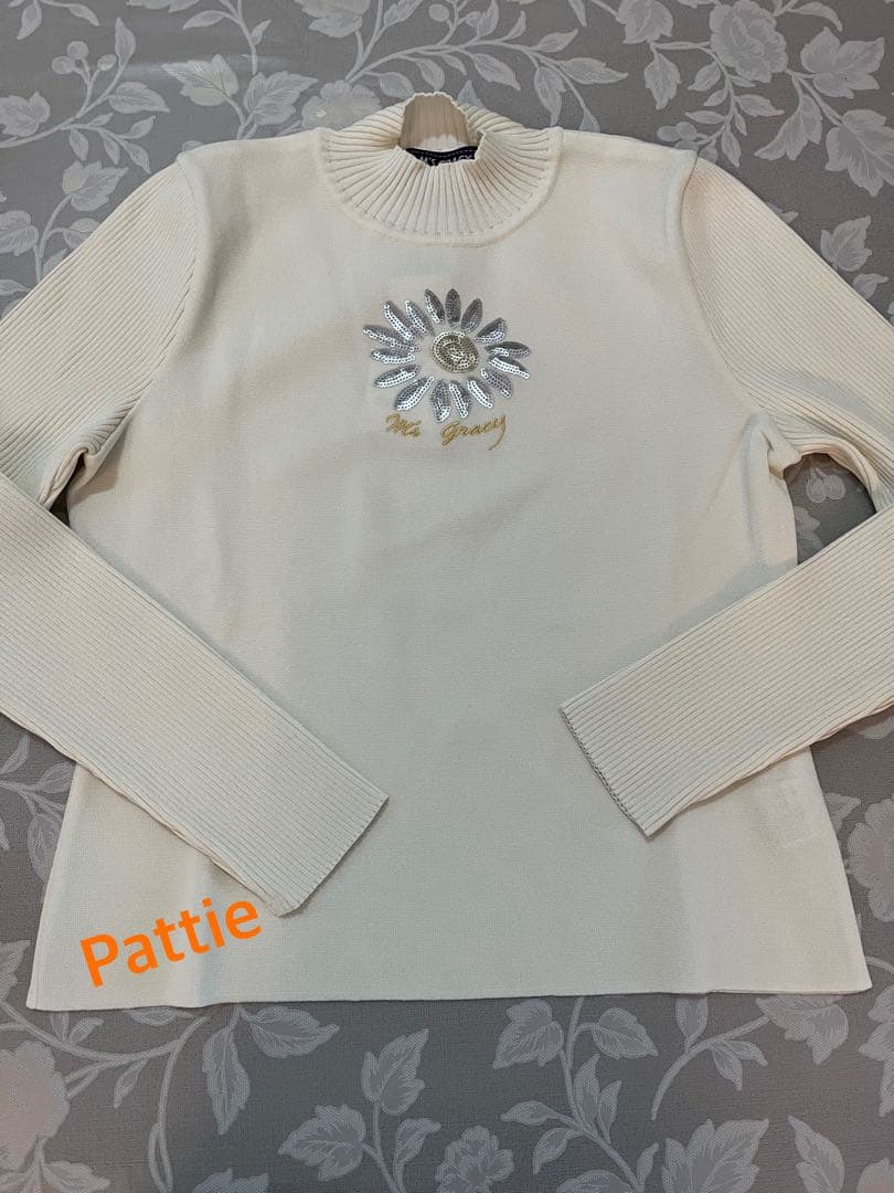 エムズグレイシー未使用お花ポイントニット40 - メルカリ