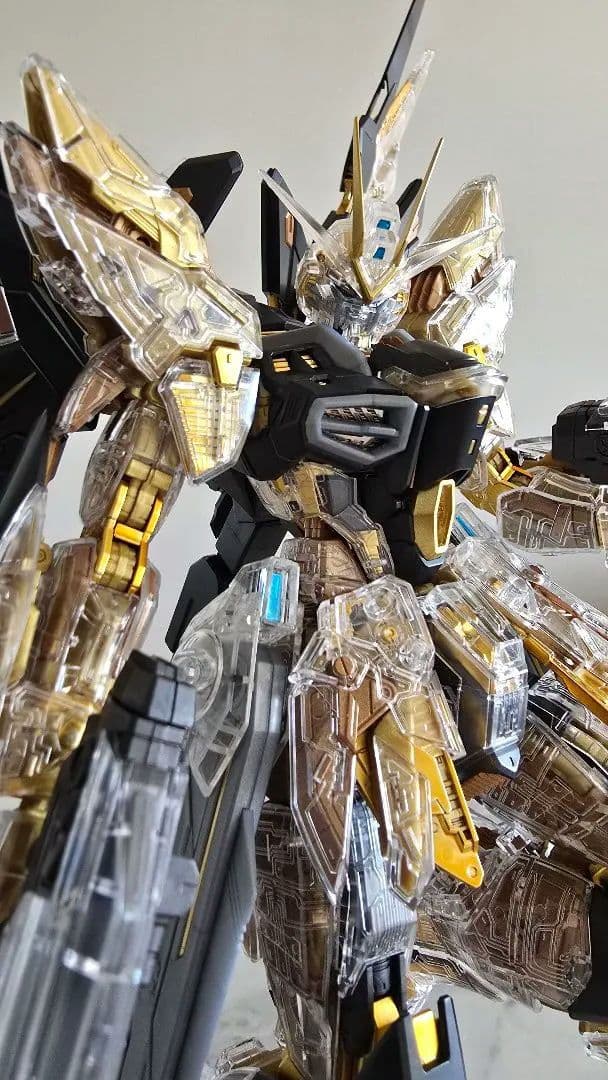 MGEX 1/100 ストライクフリーダムガンダム [メカニカルクリア]完成品