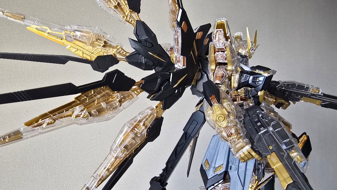 MGEX 1/100 ストライクフリーダムガンダム [メカニカルクリア]完成品