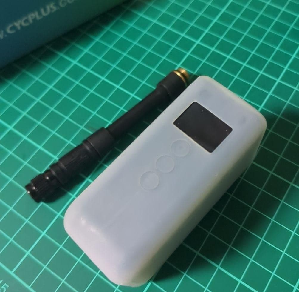 携帯電動ポンプ　CYCPLUS AS2 Pro CYCPLUS TINYPUMP CUBE AS2PRO ブラック 空気圧計付き MAX120Psi 電動