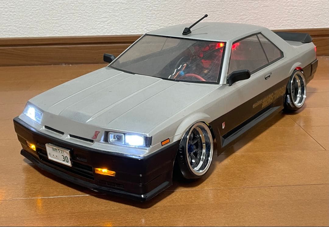ヨコモ ドリフトパッケージ R30スカイラインRSターボ DR30 鉄仮面